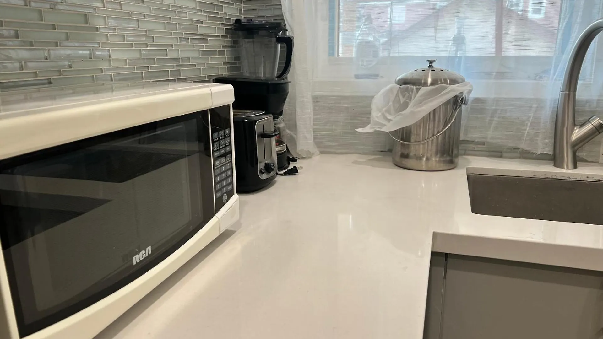 Flowealth Property Villa Toronto Canada